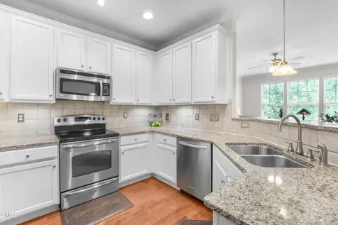 109 Haybarn Court Apex NC 27502