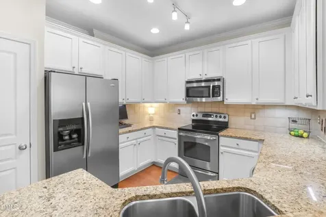 109 Haybarn Court Apex NC 27502