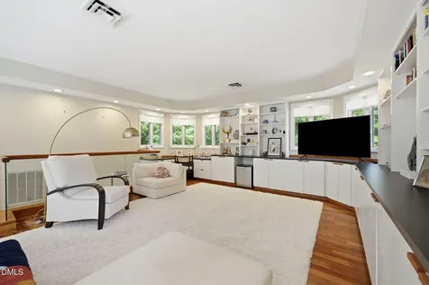 2828 Exeter Circle Raleigh NC 27608