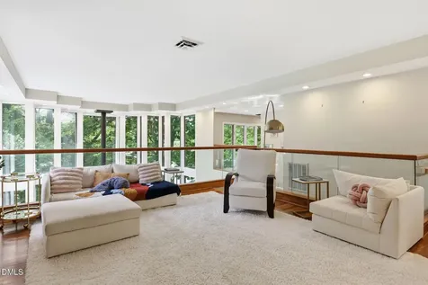 2828 Exeter Circle Raleigh NC 27608