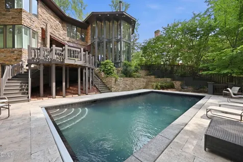 2828 Exeter Circle Raleigh NC 27608