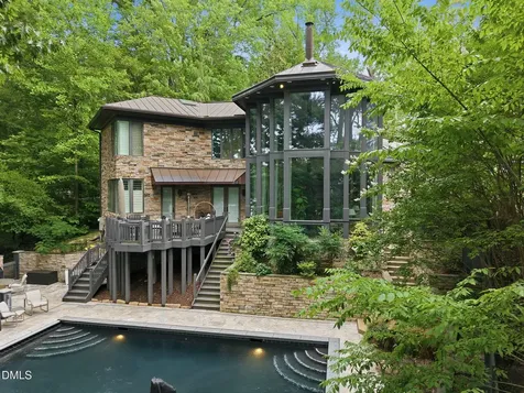 2828 Exeter Circle Raleigh NC 27608