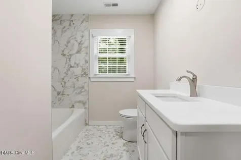 601 Bethesda Avenue Aberdeen NC 28315