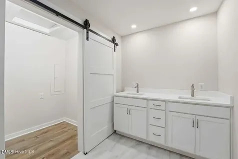 601 Bethesda Avenue Aberdeen NC 28315
