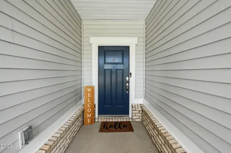 2553 Nassau Trace Fuquay Varina NC 27526