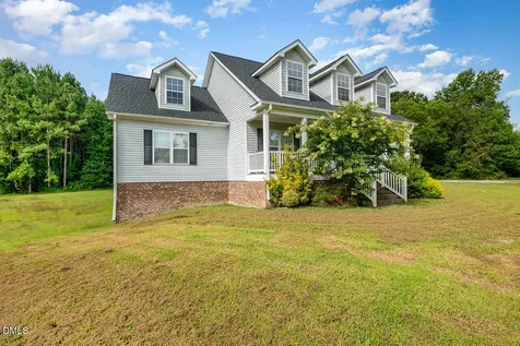 1526 Bearpond Road Henderson NC 27537