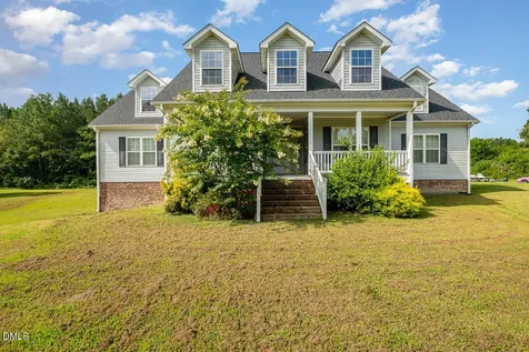 1526 Bearpond Road Henderson NC 27537