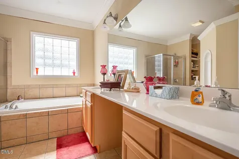 1526 Bearpond Road Henderson NC 27537