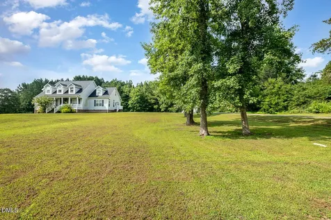 1526 Bearpond Road Henderson NC 27537
