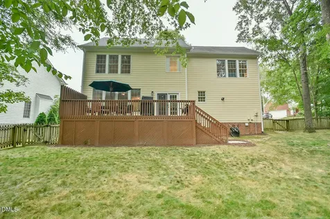 112 Dairy Court Chapel Hill NC 27516
