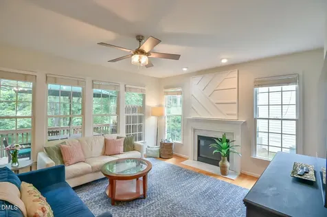 112 Dairy Court Chapel Hill NC 27516