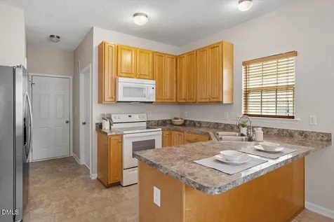 693 Citrus Petal Road Fuquay Varina NC 27526