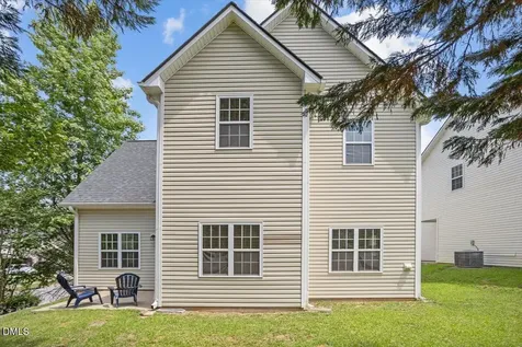 693 Citrus Petal Road Fuquay Varina NC 27526
