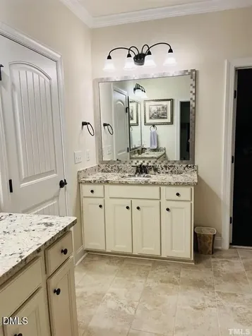 1869 Blue Jay Point Apex NC 27502