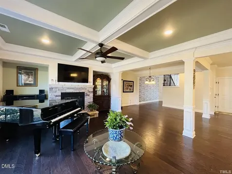 1869 Blue Jay Point Apex NC 27502