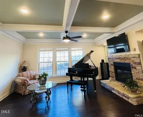1869 Blue Jay Point Apex NC 27502