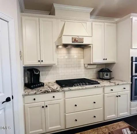 1869 Blue Jay Point Apex NC 27502