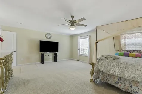 113 Somers Lane Clayton NC 27527