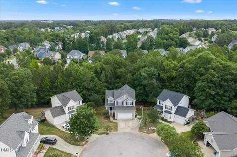 112 Tyler Gate Lane Holly Springs NC 27540