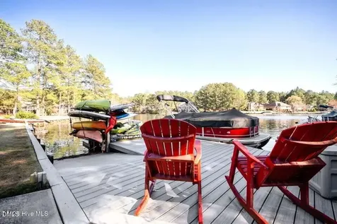 111 Vanore Road West End NC 27376