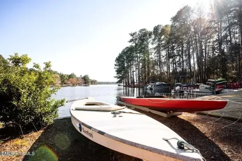 111 Vanore Road West End NC 27376