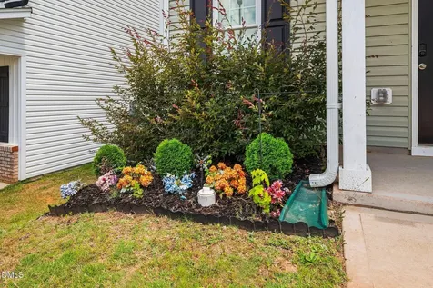 52 Elliot Drive Clayton NC 27520