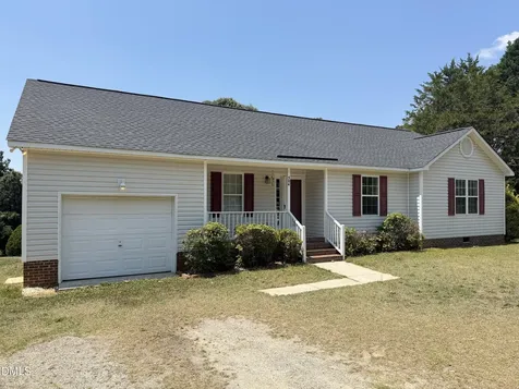504 Hiking Trail Benson NC 27504