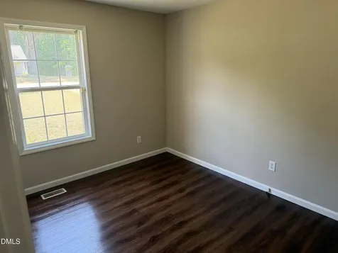 504 Hiking Trail Benson NC 27504