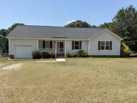 504 Hiking Trail Benson NC 27504