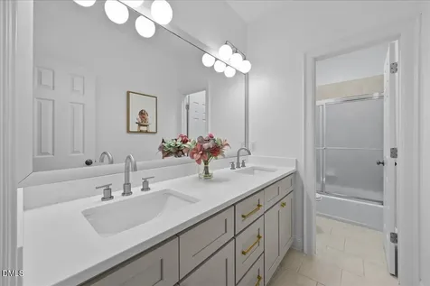 7505 Mossy Glen Court Raleigh NC 27614