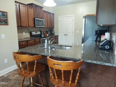 5 Seahorse Court Benson NC 27504