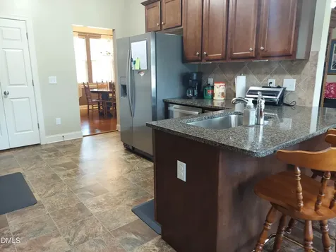 5 Seahorse Court Benson NC 27504