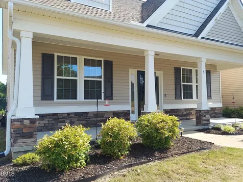 5 Seahorse Court Benson NC 27504