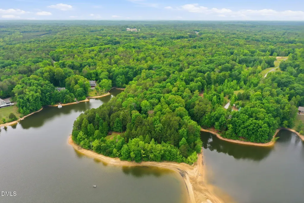 282 Lakefront Drive Leasburg NC 27291