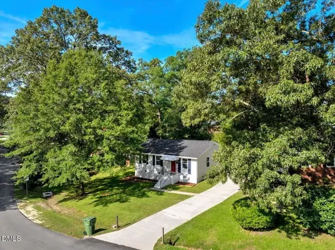 120 Southgate Drive Roanoke Rapids NC 27870