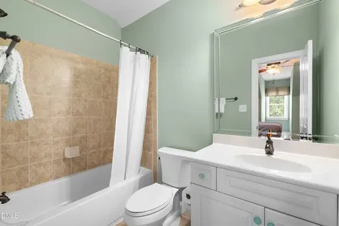101 Synandra Lane Holly Springs NC 27540