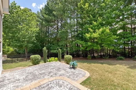 101 Synandra Lane Holly Springs NC 27540