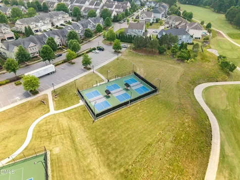 101 Synandra Lane Holly Springs NC 27540