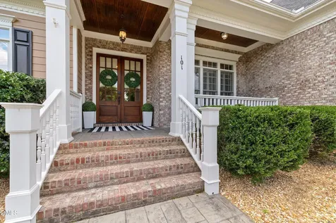 101 Synandra Lane Holly Springs NC 27540