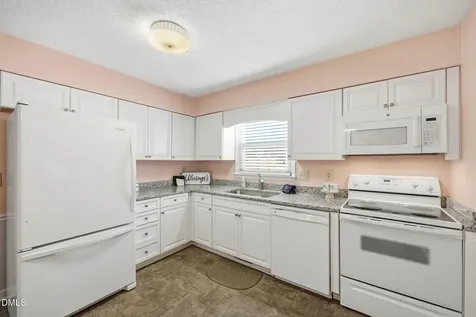 1003 Camelot Lane Graham NC 27253