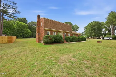 1003 Camelot Lane Graham NC 27253