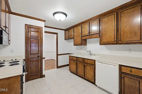 143 Hedgerow Court Cary NC 27513