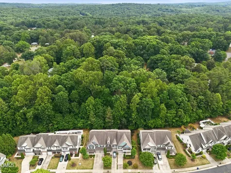 1905 Bartlett Circle Hillsborough NC 27278