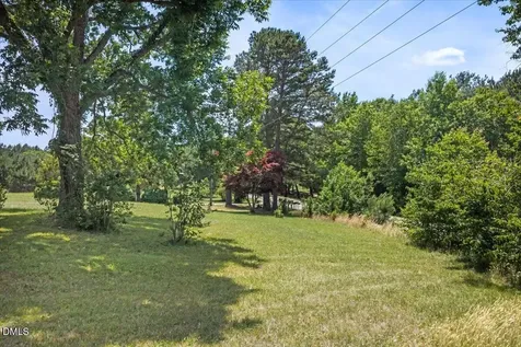 109 Little Ponderosa Road Macon NC 27551