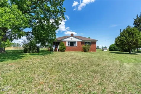 109 Little Ponderosa Road Macon NC 27551