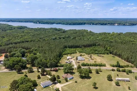 109 Little Ponderosa Road Macon NC 27551