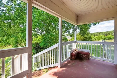 109 Little Ponderosa Road Macon NC 27551