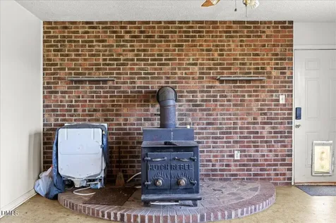109 Little Ponderosa Road Macon NC 27551