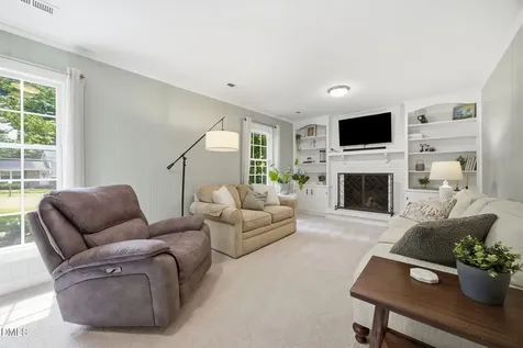 915 Union Street Cary NC 27511