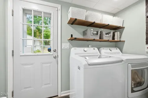 915 Union Street Cary NC 27511